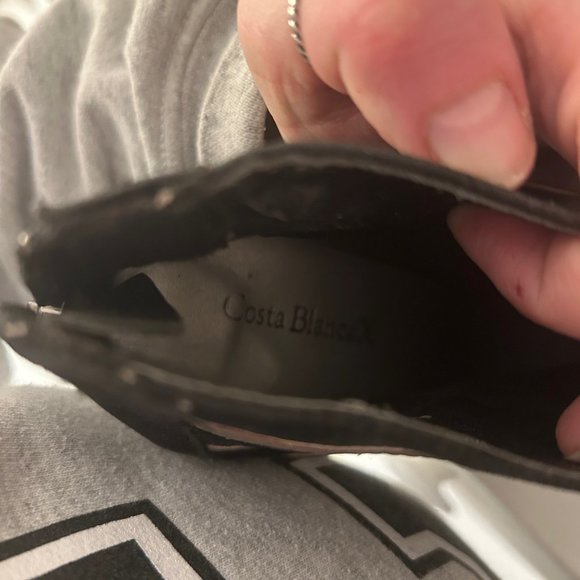 Women's Black heel ankle boots - Picture 7 of 7